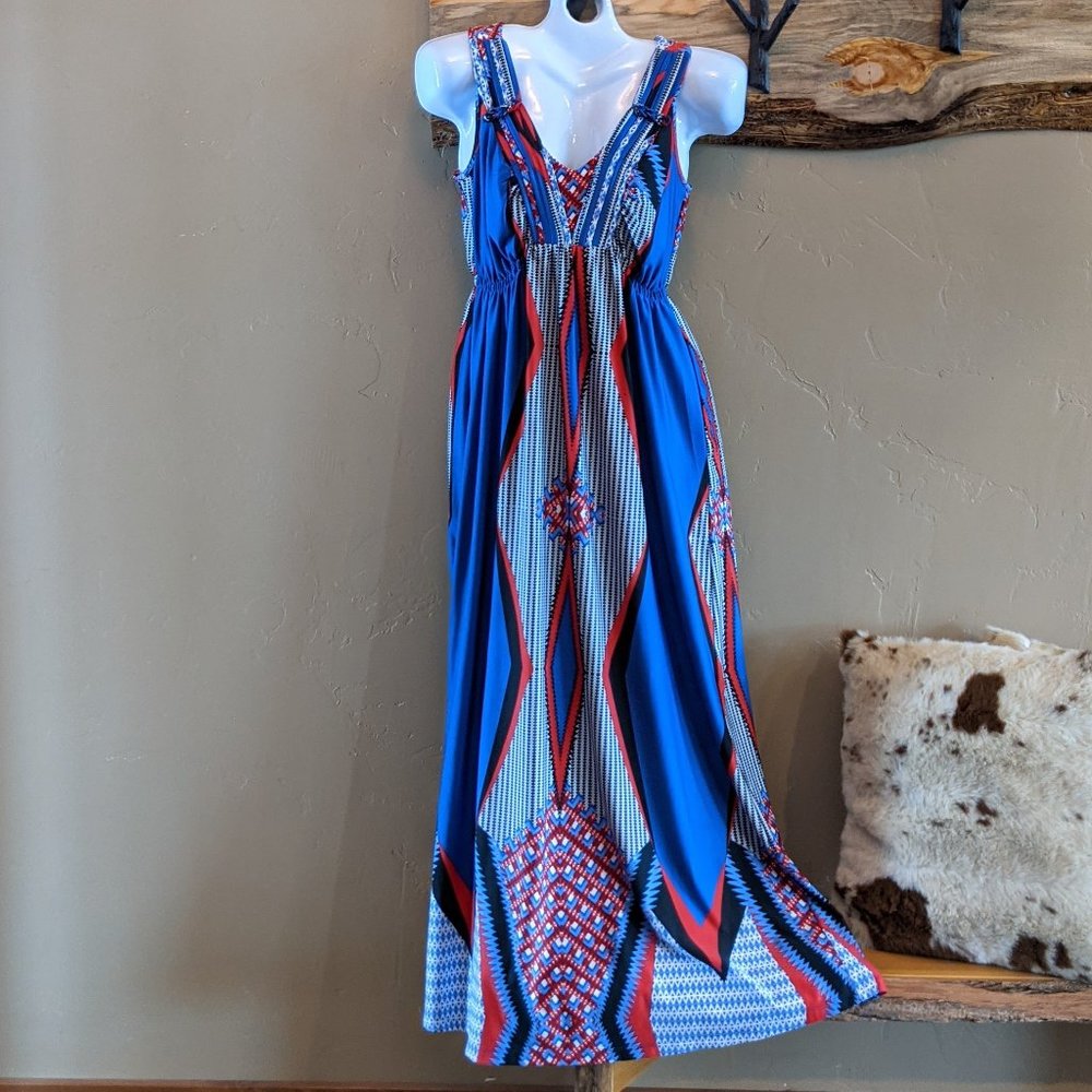 live and let live size S sleeveless maxi dress